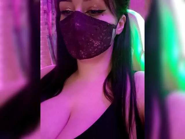 YennSI on BongaCams 