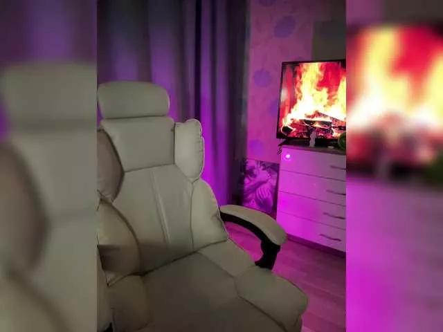 Freechat ymnichka on BongaCams