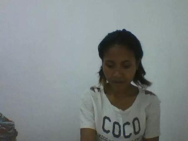 YoungNatie on BongaCams