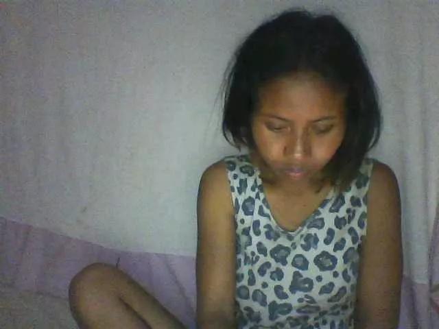 YoungNatie on BongaCams