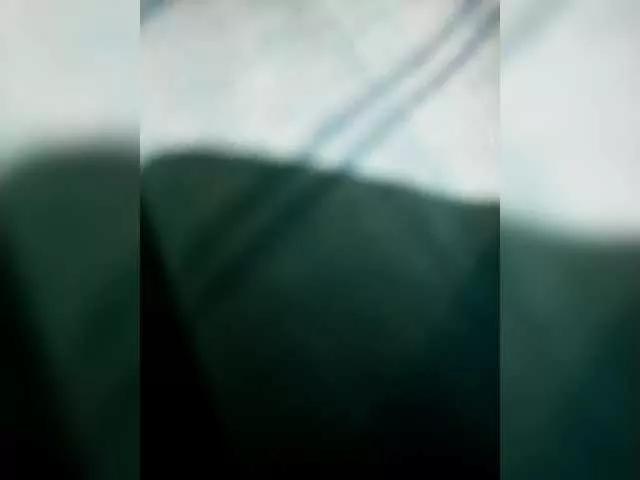 Offline YourAadhya on BongaCams