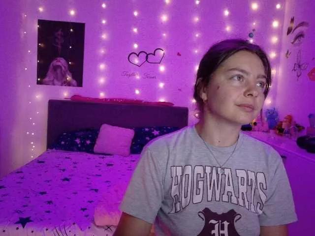 Offline YreneA on BongaCams