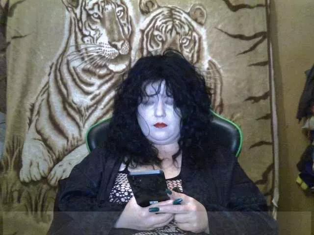 Offline Yuliia on BongaCams