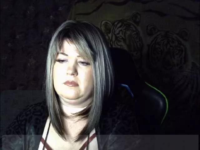 Offline Yuliia on BongaCams