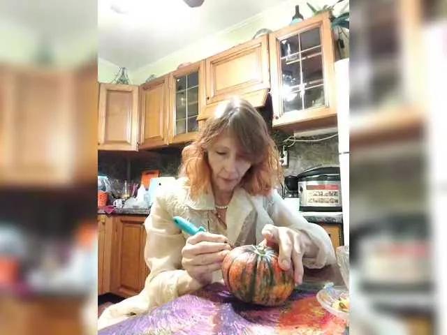 Masturbate to 44 years old Yuliya77 from BongaCams Yuliya77 from BongaCams