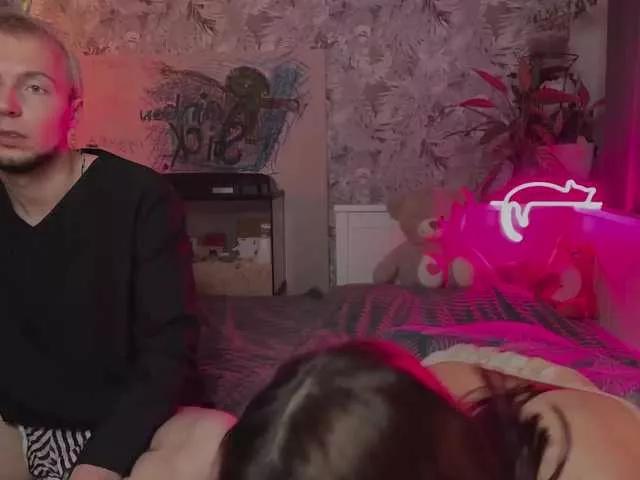 Explore Z0mb1e, they want to masturbate for you Z0mb1e from BongaCams