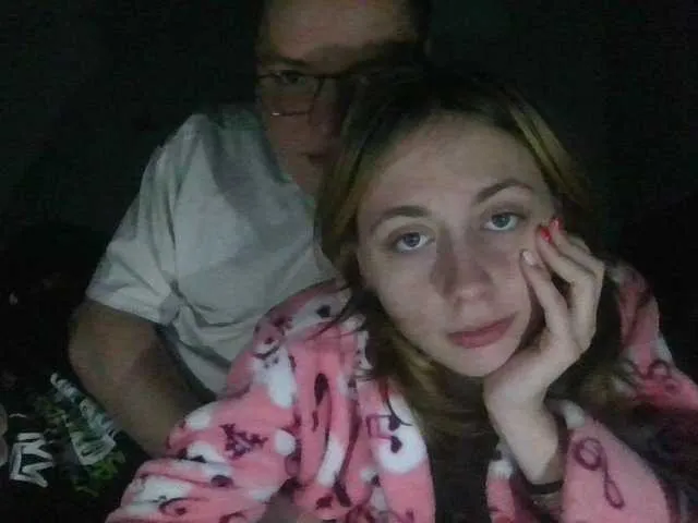 BongaCams Zero-One is Freechat Zero-One — Hey, we're new here, so we don't know everything and we're inexperienced. Would you like to have a good time with us and teach us something interesting? Intimate in privat chat.