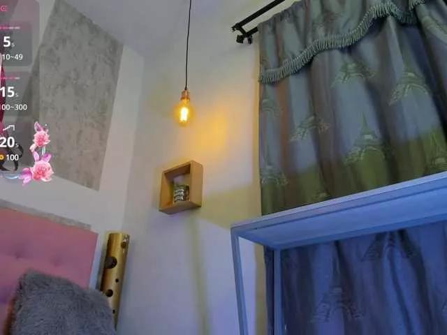 zhamira21 on BongaCams 