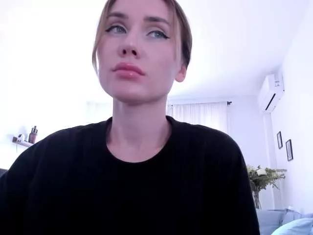 ZoiKissy on BongaCams 