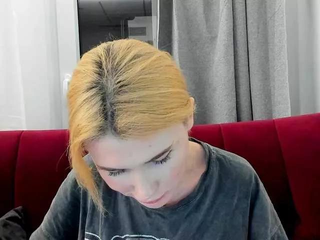 ZoiKissy on BongaCams 