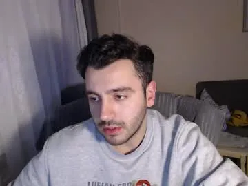 2handsomeman on Chaturbate