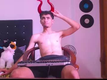 Join _gsusss, he wants to masturbate for you _gsusss from Chaturbate