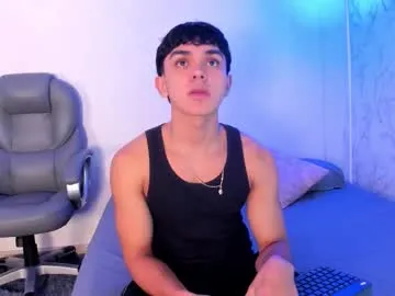 _taylorblack on Chaturbate