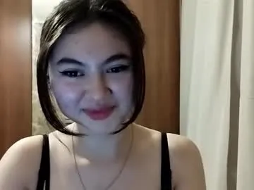 Freechat adelinehaefner on Chaturbate