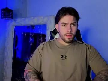 Freechat ades_lowe on Chaturbate