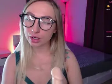 adrianalavira — Enjoy tour of my body + flash tits #Feet #Goddess #Femdom #Bigass #Findom [67 tokens remaining]
