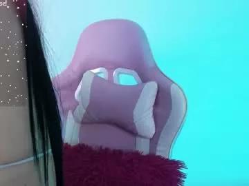 ahri_roux on Chaturbate