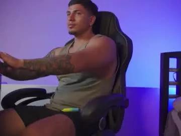 alan_muscle from Chaturbate