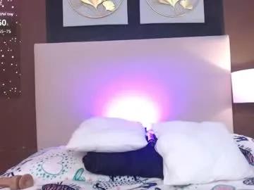 Freechat alanagh_ on Chaturbate