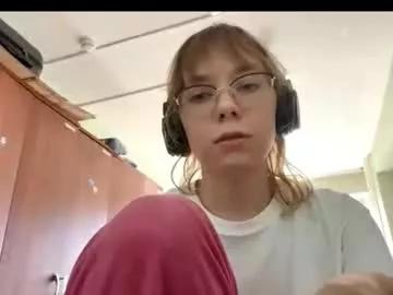 Freechat alanehadaller on Chaturbate