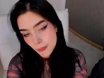 Discover Alexa_thaylor_, she wants to masturbate for you alexa_thaylor_ from Chaturbate