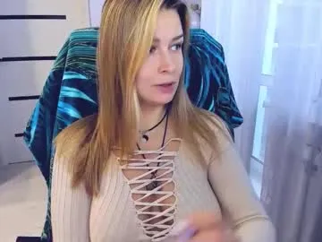 alexiayellow on Chaturbate