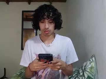 Freechat alexis21_ on Chaturbate