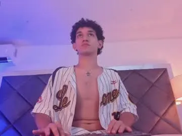 alexpetite_