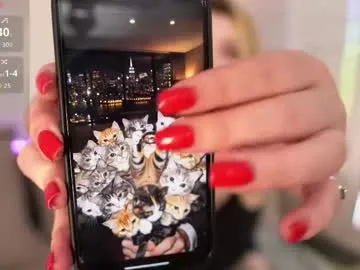 alice_walters — my last stream, let's make it unforgettable   #german #curvy #leggings #pawg #flexible