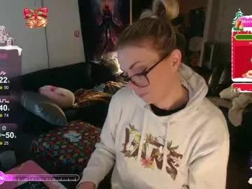 Freechat aliceliddell710 on Chaturbate