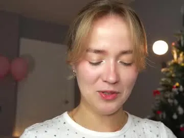 Freechat aluntick on Chaturbate