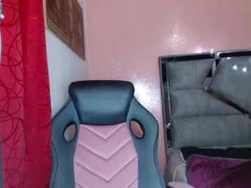 Freechat alyce__ on Chaturbate