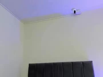 Freechat ambar_gh1 on Chaturbate