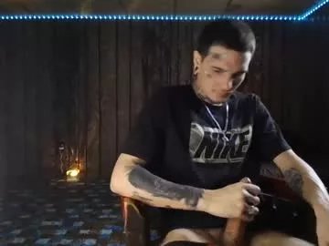 Freechat amiri_sweater on Chaturbate