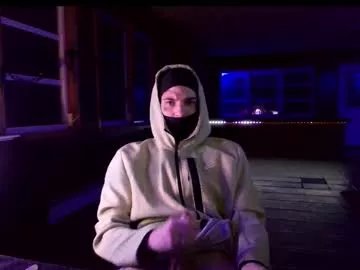 Freechat amiri_sweater on Chaturbate