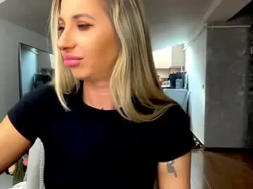 amyroberta92 on Chaturbate