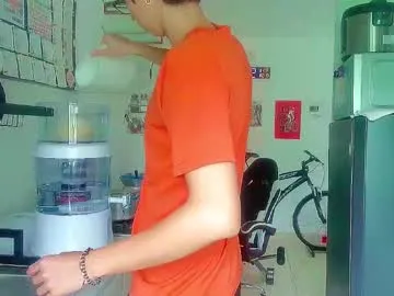 andy_gray01 on Chaturbate