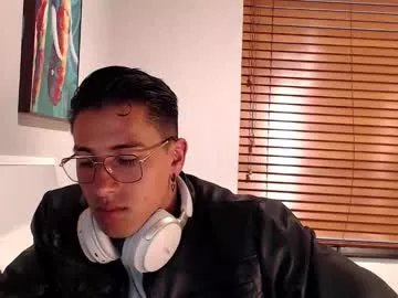 Freechat andyjoy_ on Chaturbate