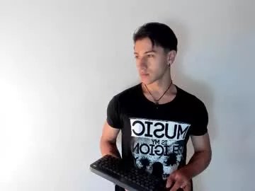 Freechat andyjoy_ on Chaturbate