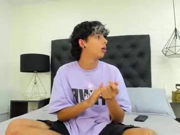 andyxibrat on Chaturbate