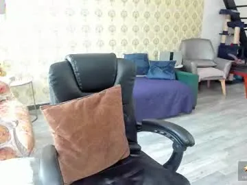 angelina_class_7 on Chaturbate