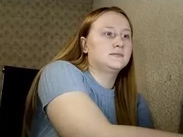 anika_lipps on Chaturbate