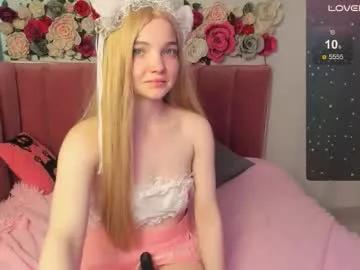 Hot Animealica wants you to fuck her body now animealica from Chaturbate