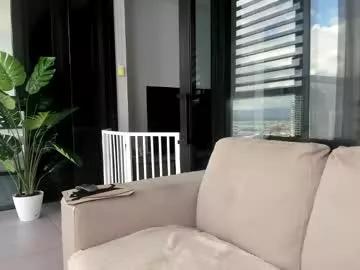 anna_royale on Chaturbate
