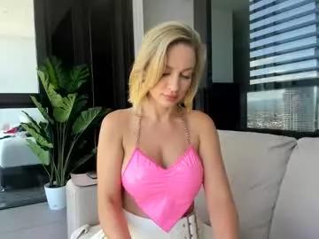 anna_royale on Chaturbate 