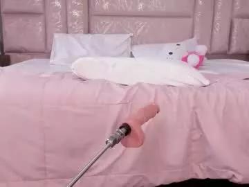 Naked Annienasty wants you to fuck her body now annienasty from Chaturbate