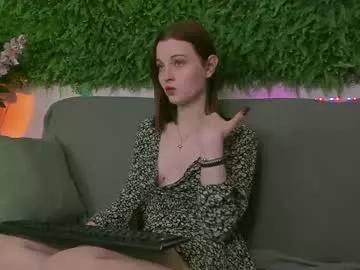 Freechat aprilavery on Chaturbate