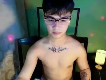 Try Chaturbate's Asiancarl_bigcock asiancarl_bigcock from Chaturbate