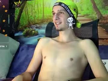 axelmaxximo from Chaturbate