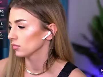 Freechat babbyaisha on Chaturbate